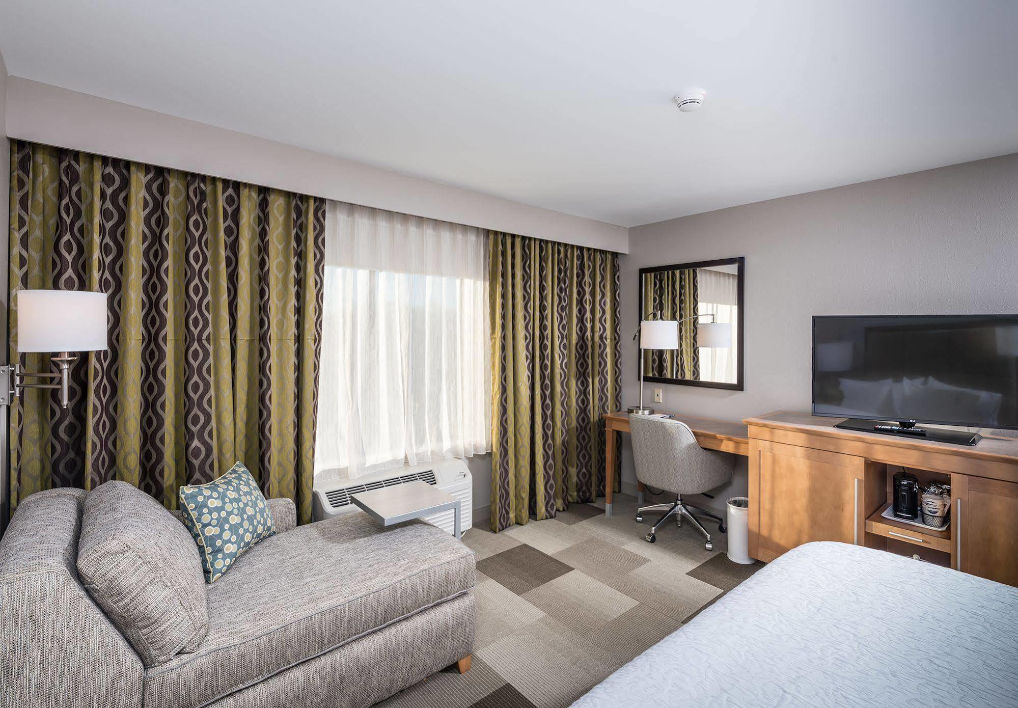 Hampton Inn Boston - Westborough Extérieur photo